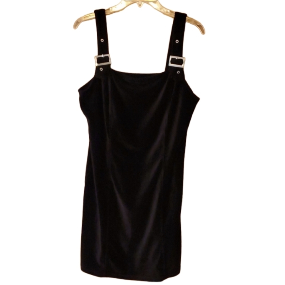No Boundaries Juniors Black Velvet Ribbed Buckle Overall Dress Size 3X (21)